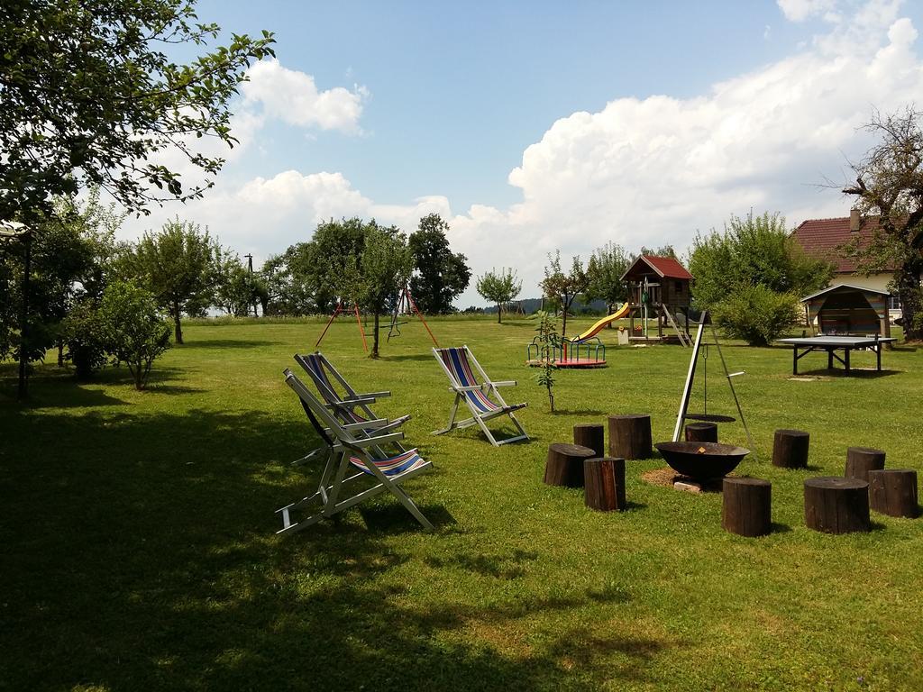 Appartement Landhaus Felsenkeller St. Kanzian am Klopeiner See Exterior foto